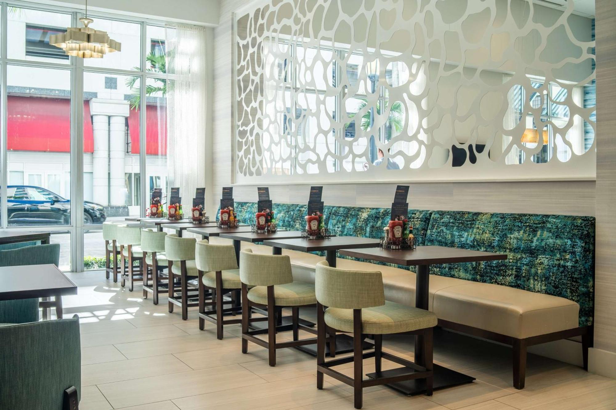Hyatt Place West Palm Beach Exterior photo